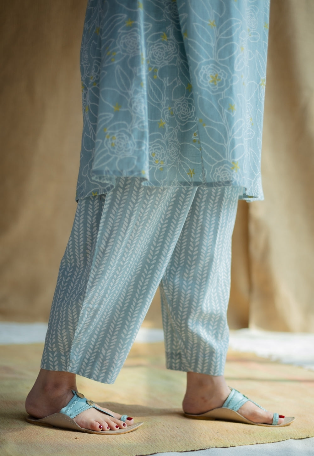 Jazmin Sky Blue Hand Block Print Slub Cotton Anti-Fit Kurta with Hand Embroidery
