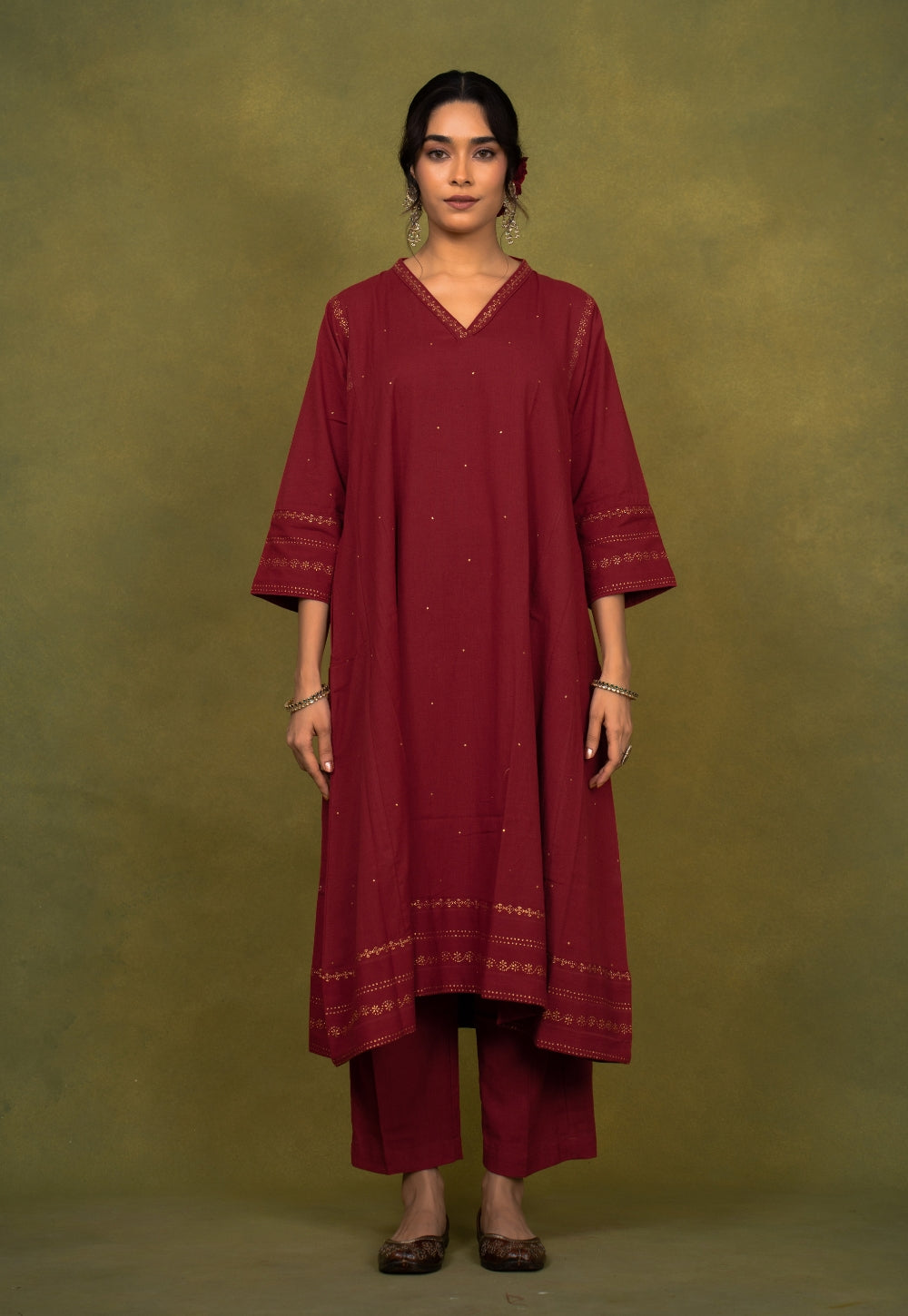 Iqra Red Rogan Handblock Printed Slub Cotton Jhabbha Kali Suit Set (Set of 3)