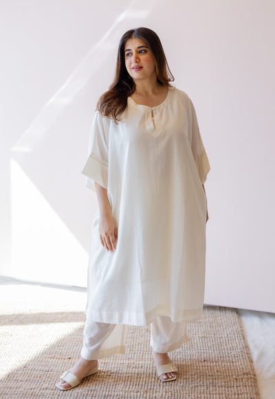 Geet Off White Solid Handloom Cotton Anti-Fit Kurta