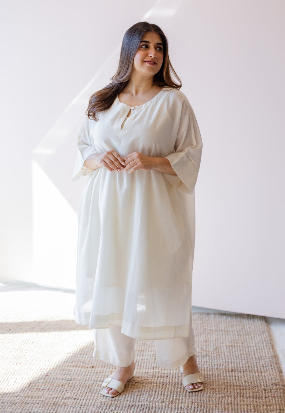 Geet Off White Solid Handloom Cotton Anti-Fit Kurta