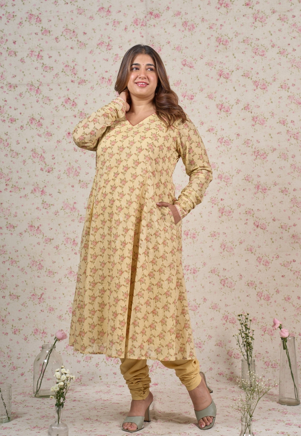 Zoe Yellow Sanganeri Mul Cotton Kali Kurta Set (Set of 2)