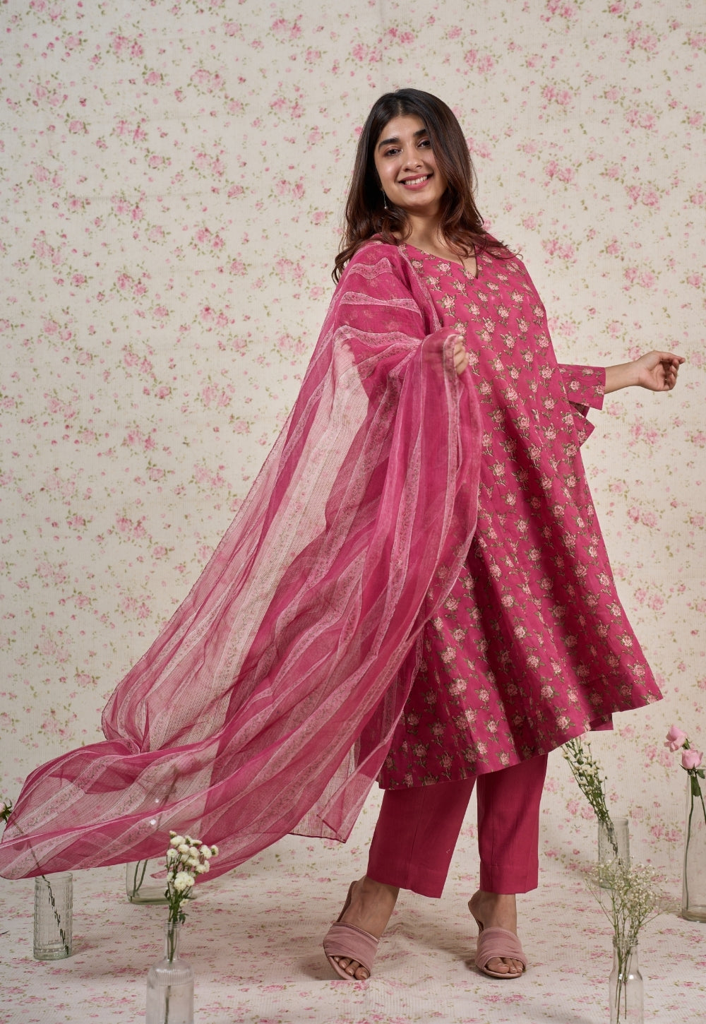Julia Pink Sanganeri Mul Cotton Jhabbha Kali Kurta