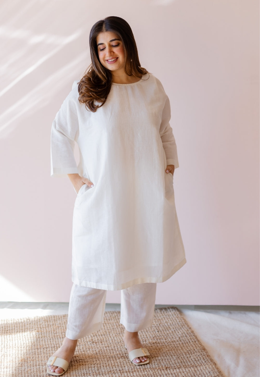 Prerna White Solid Handloom Cotton Linen Anti-Fit Kurta
