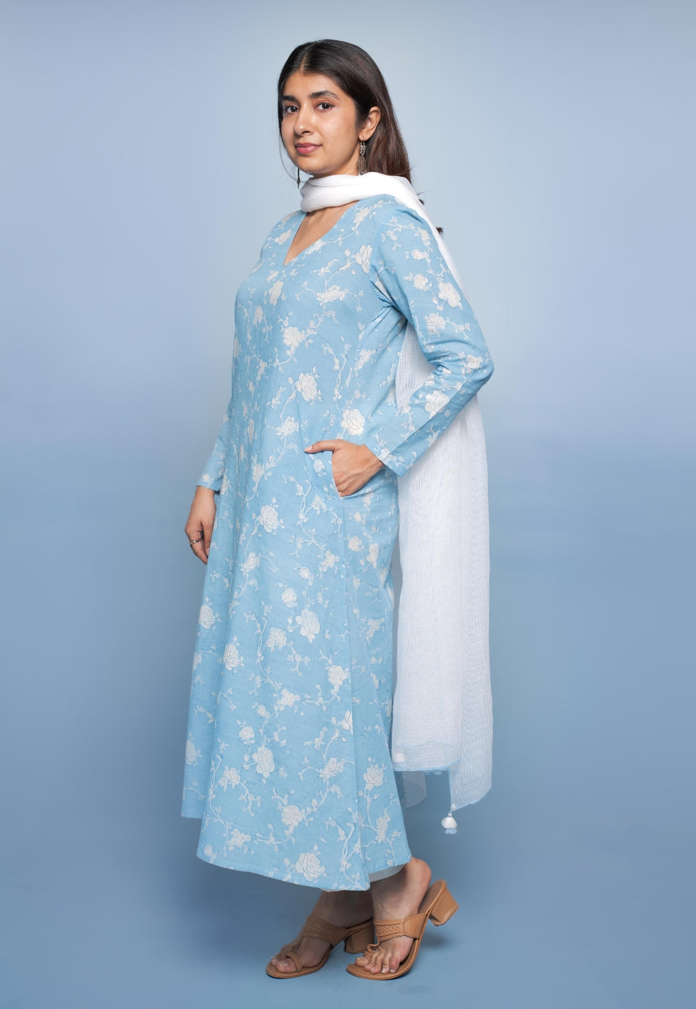 Vina Blue Dabu Mul Cotton Kali Kurta