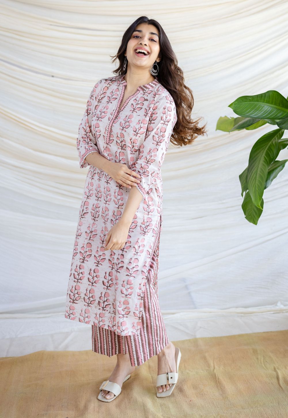Light Pink Solid Kota Doria Dupatta