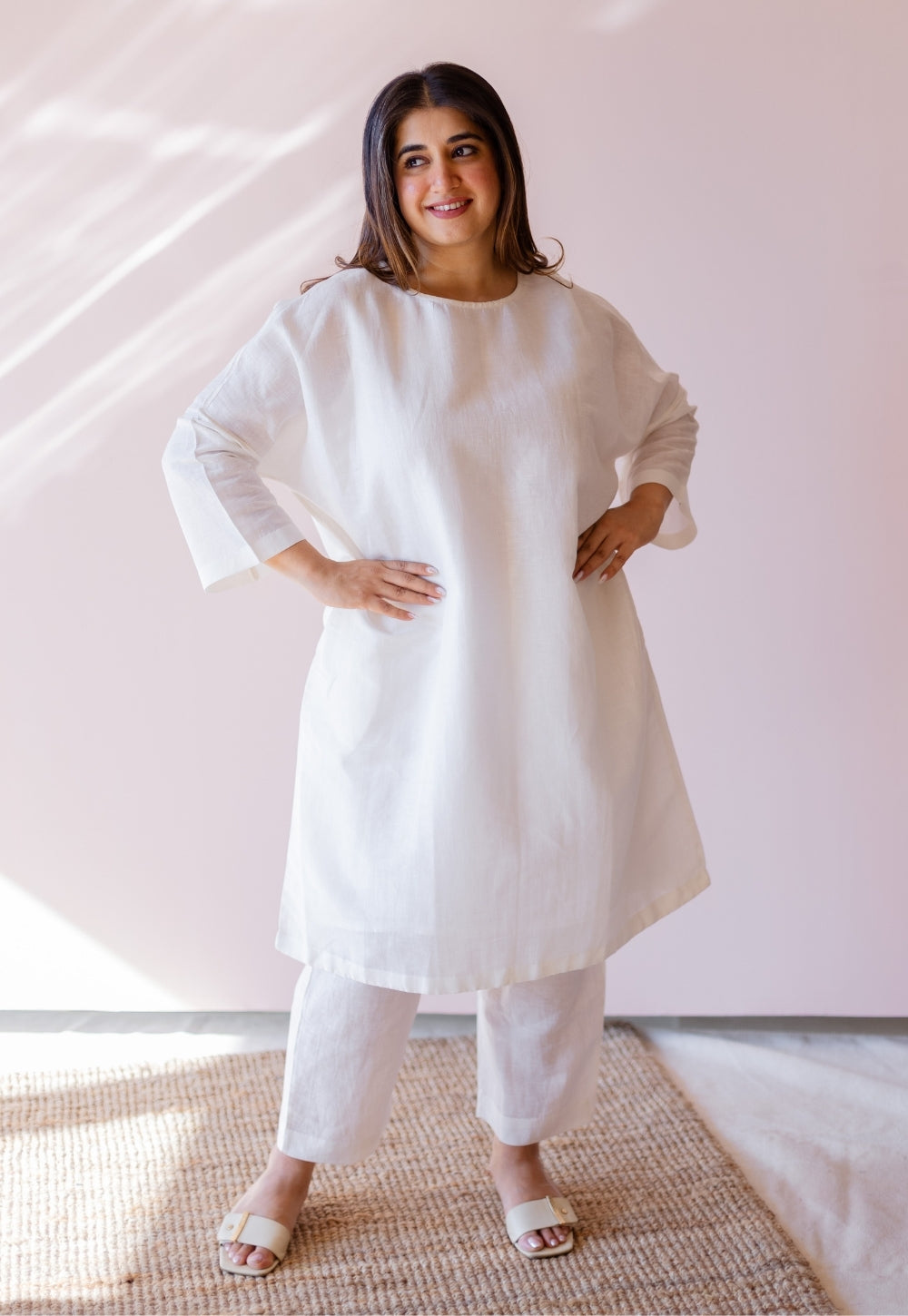 Prerna White Solid Handloom Cotton Linen Anti-Fit Kurta