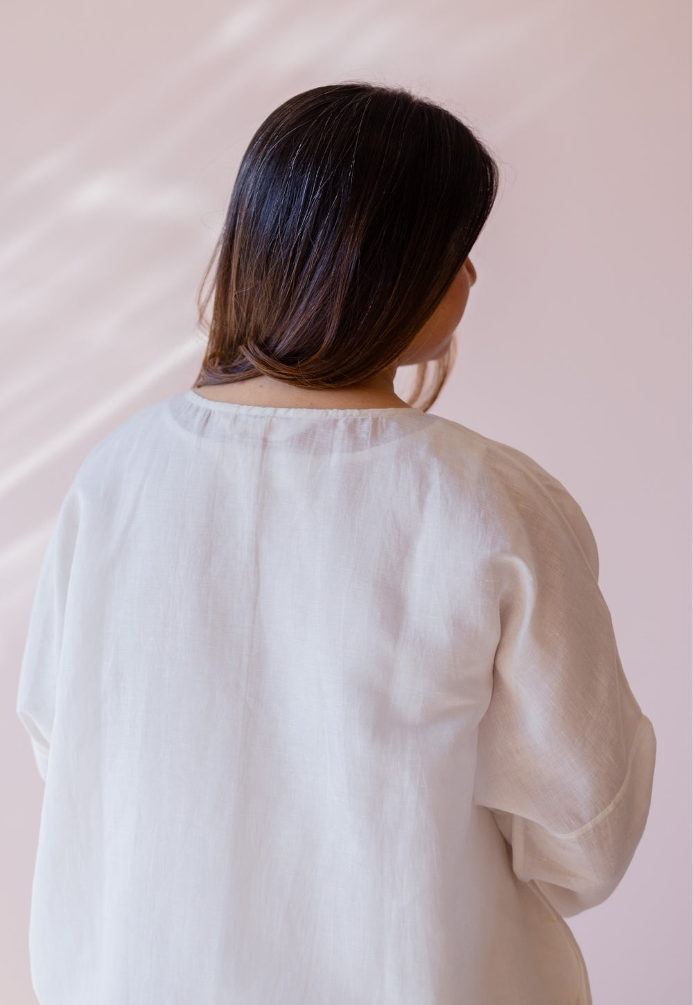 Prerna White Solid Handloom Cotton Linen Anti-Fit Kurta