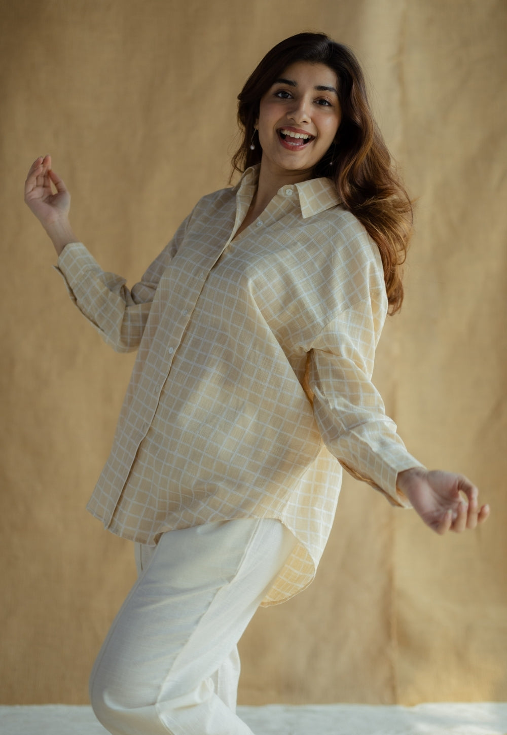 Ruhi Cream Hand Block Print Slub Cotton Anti-Fit Shirt