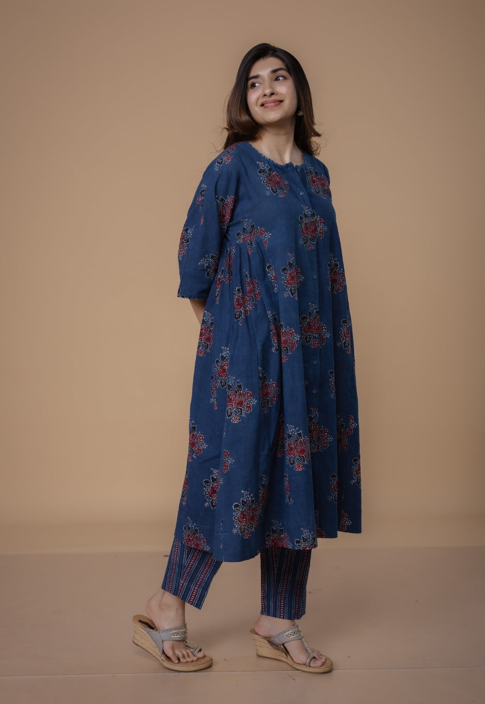 Naila Blue Dabu Slub Cotton Kali Kurta
