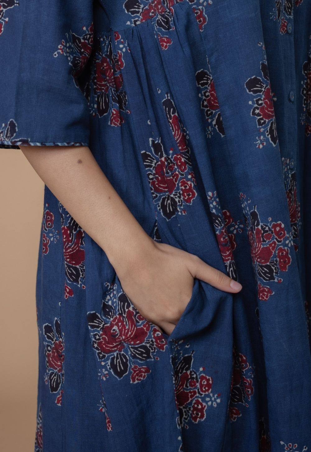 Naila Blue Dabu Slub Cotton Kali Kurta