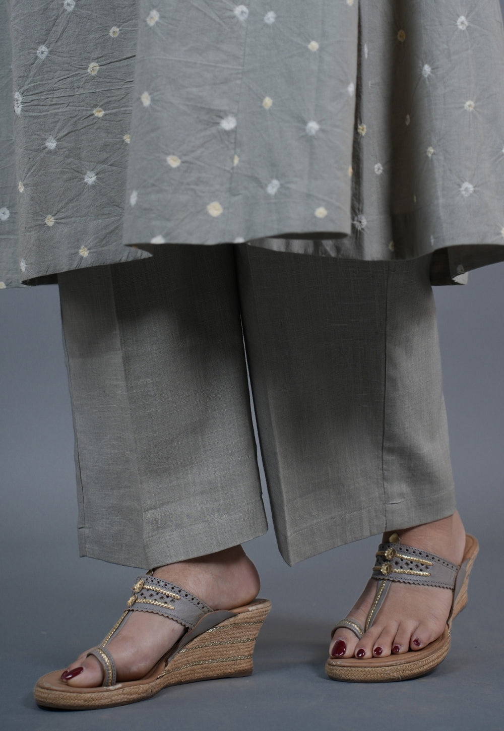 Yashi Grey Solid Slub Cotton Straight Pant