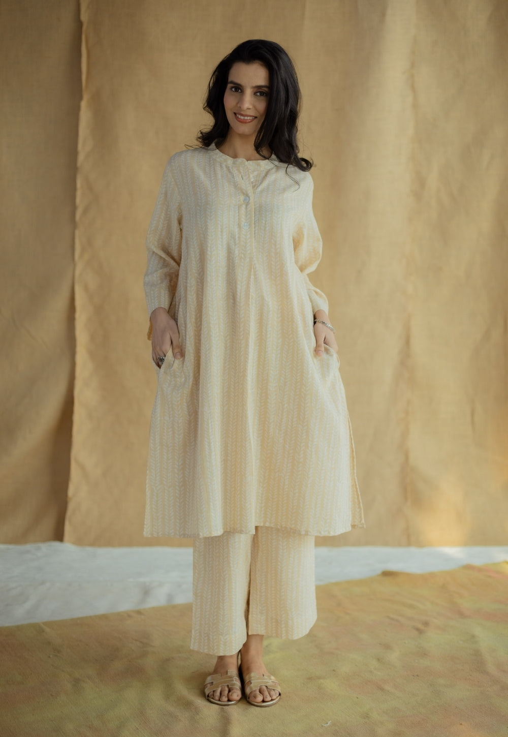 Ayaat Cream Hand Block Print Slub Cotton Anti-Fit Kurta