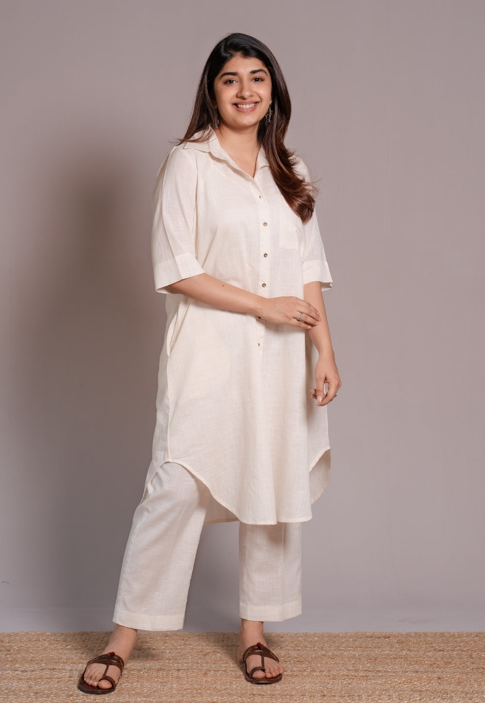 Off White Solid Slub Cotton Straight Kurta - DyeVerse