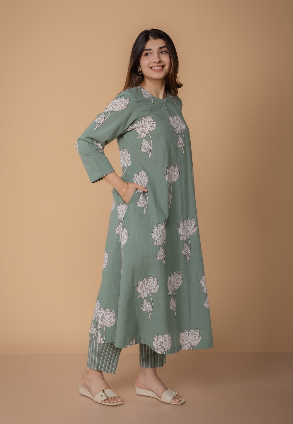 Zoohi Green Dabu Slub Cotton A Line Kurta