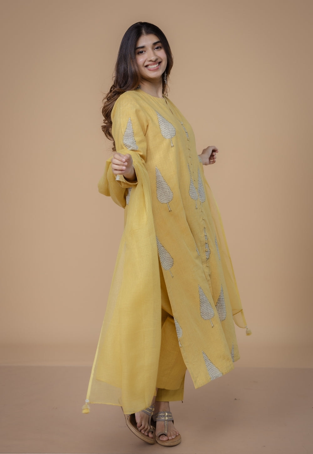 Ruchi Yellow Dabu Slub Cotton Straight Kurta Set (Set Of 2)
