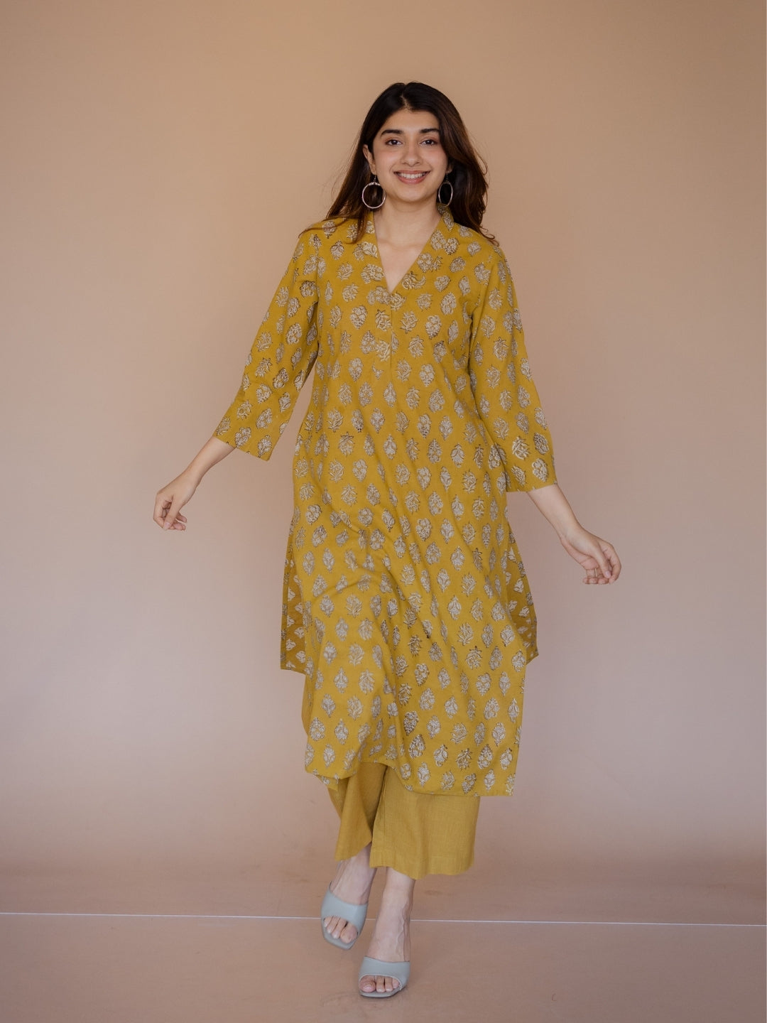 Yashi Yellow Solid Slub Cotton Straight Pant