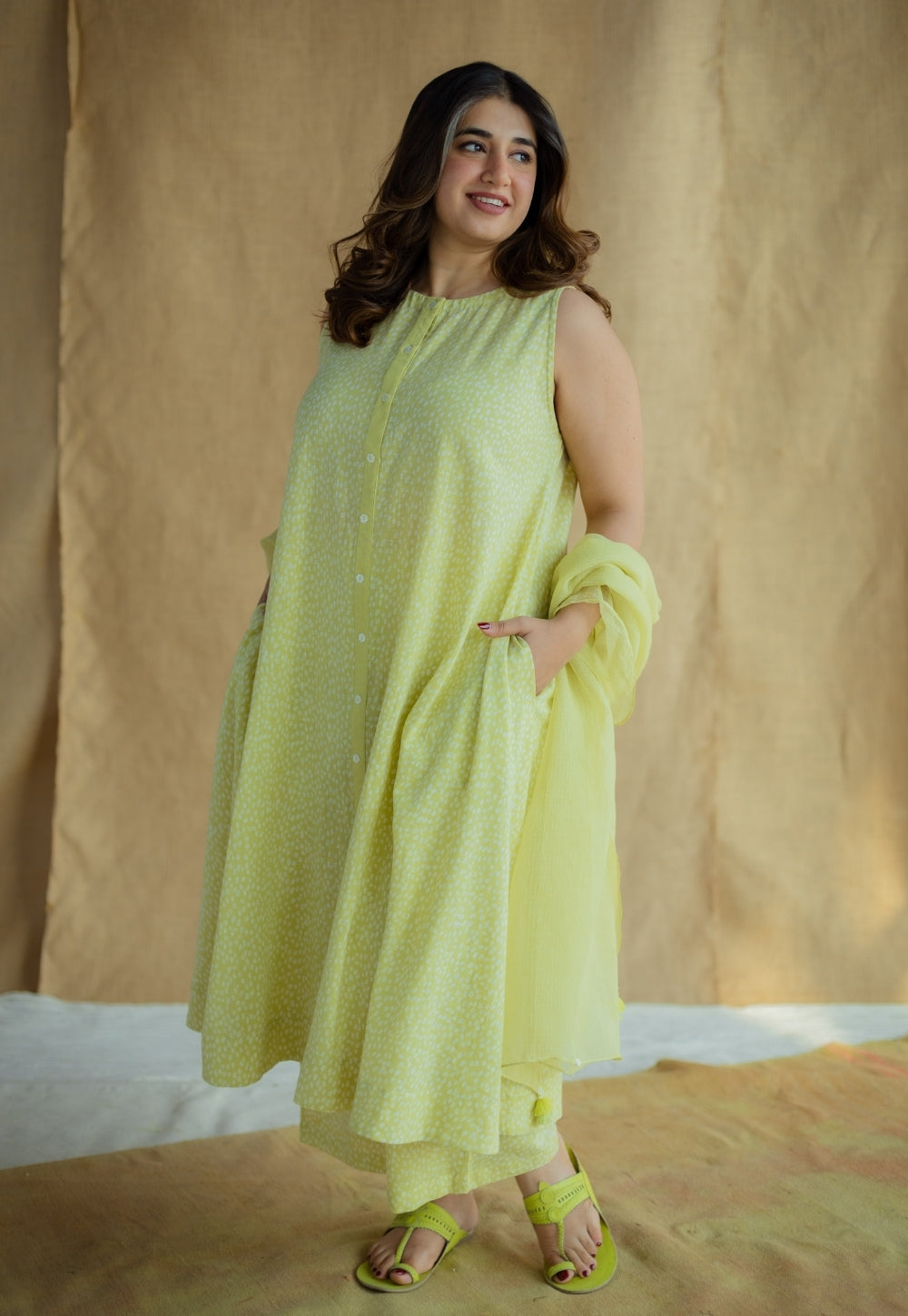 Lime Green Solid Cotton kota Doria Dupatta