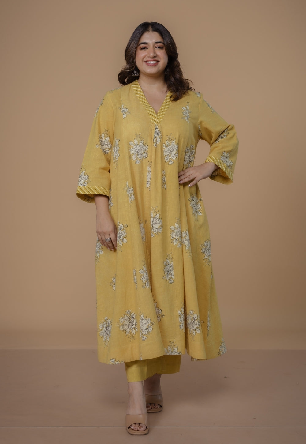 Sakhi Yellow Dabu Slub Cotton Kali Kurta Set (Set Of 2)
