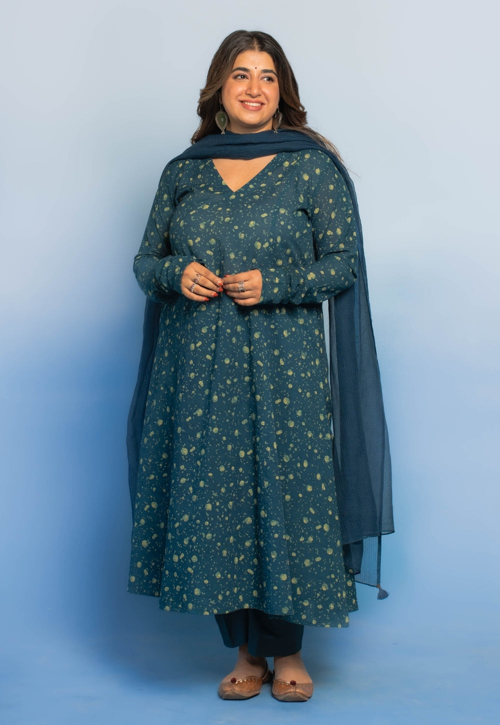 Vina Teal Blue Dabu Mul Cotton Kali Kurta
