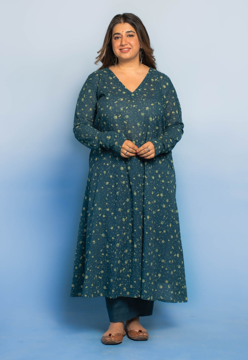 Vina Teal Blue Dabu Mul Cotton Kali Kurta