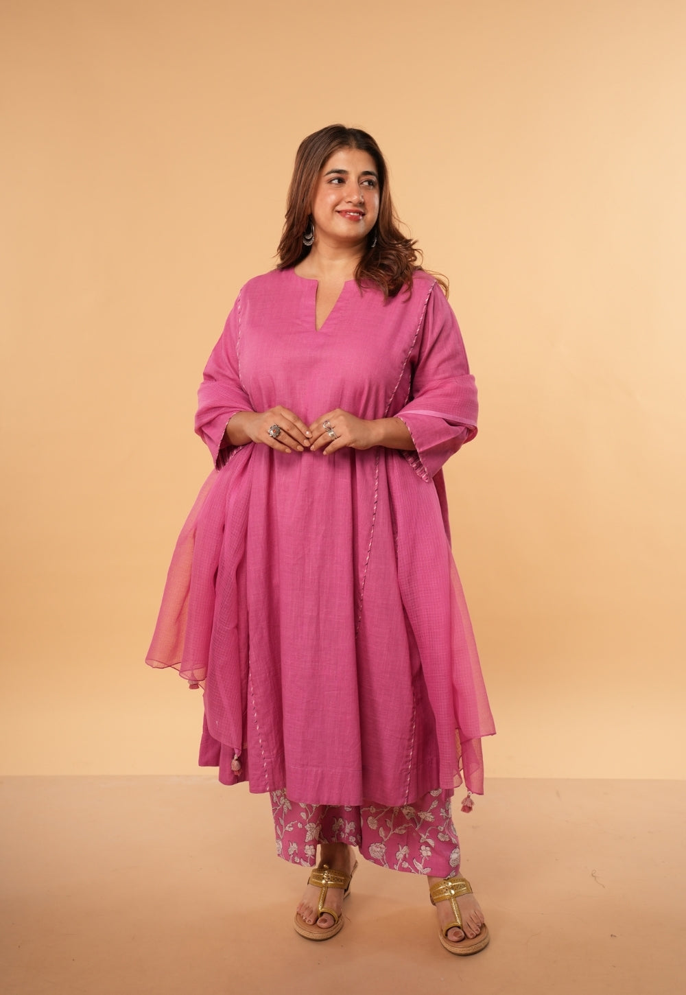 Kusha Pink Solid Slub Cotton Jhabbha Kali Kurta