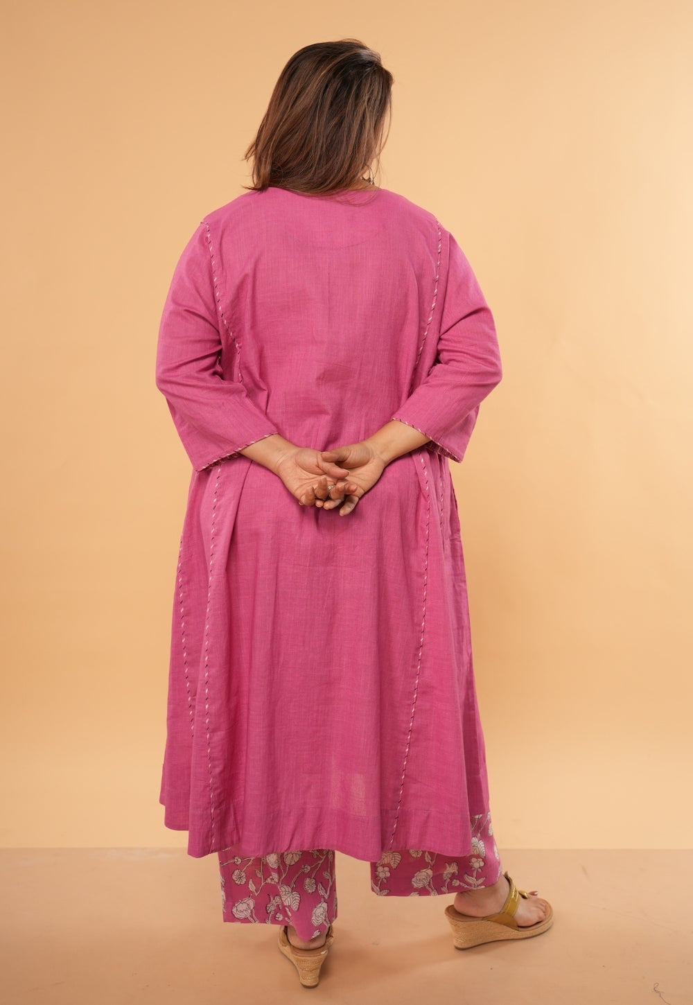 Kusha Pink Solid Slub Cotton Jhabbha Kali Kurta