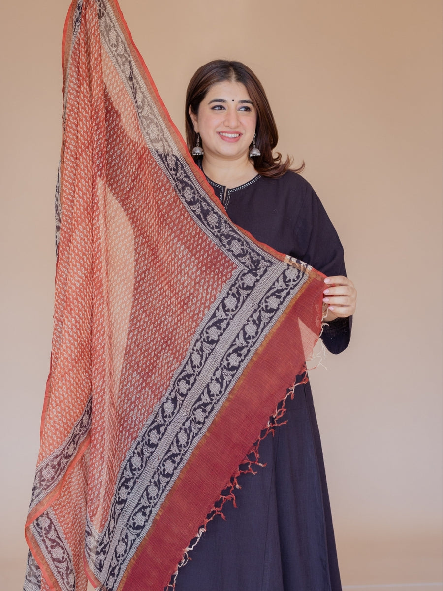Red Butti Bagru Kota Doria Cotton Dupatta