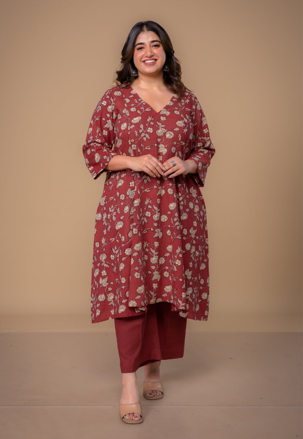 Smriti Red Dabu Slub Cotton Kali Kurta