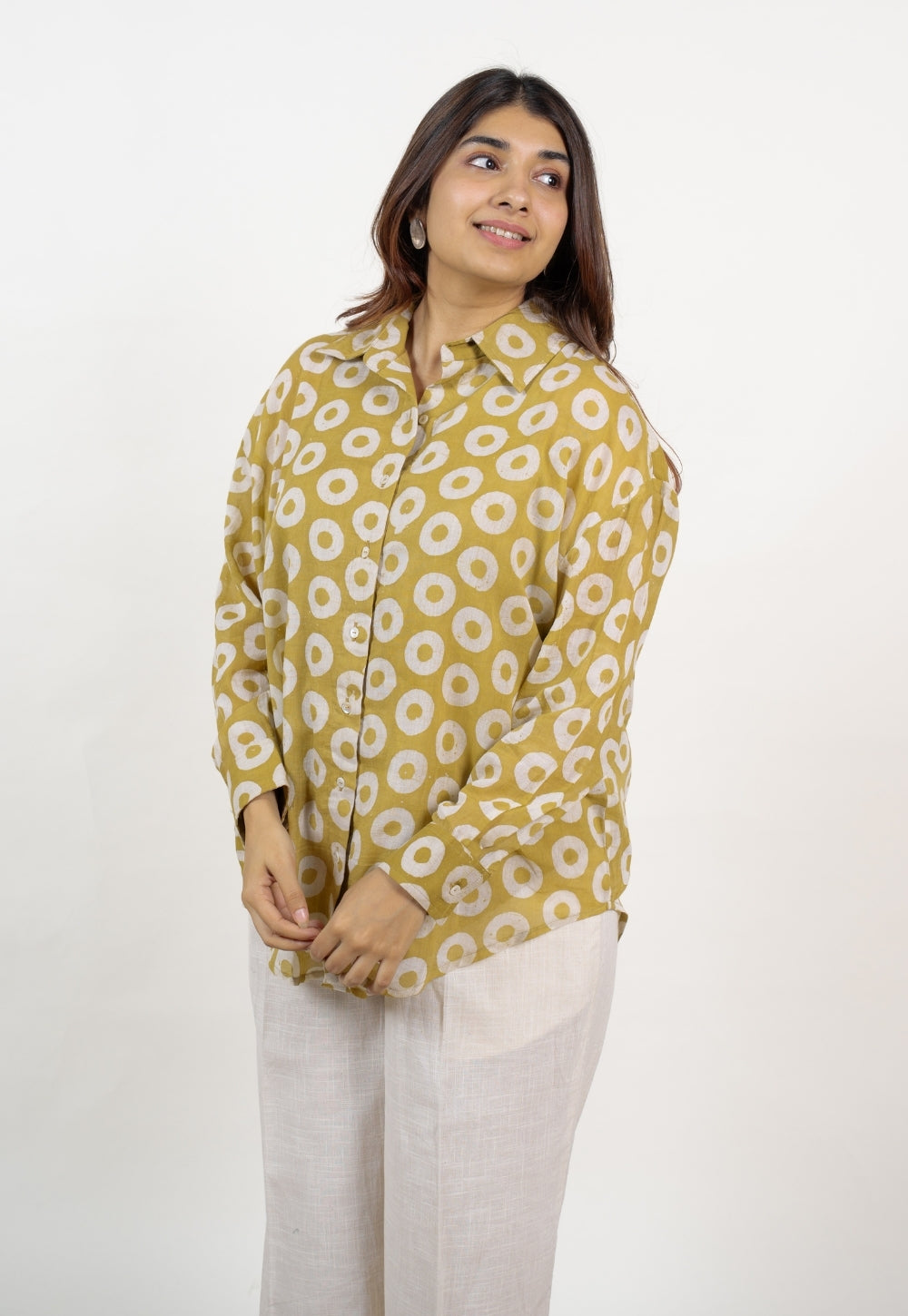 Ruhi Green Batik MulMul Anit-Fit Shirt