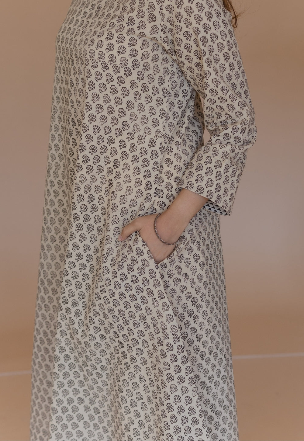 Shriya Off White Bagru Cotton A Line Kurta