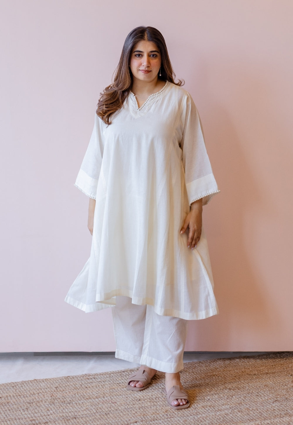 Soha Off White Solid Handloom Cotton Anti-Fit Kurta