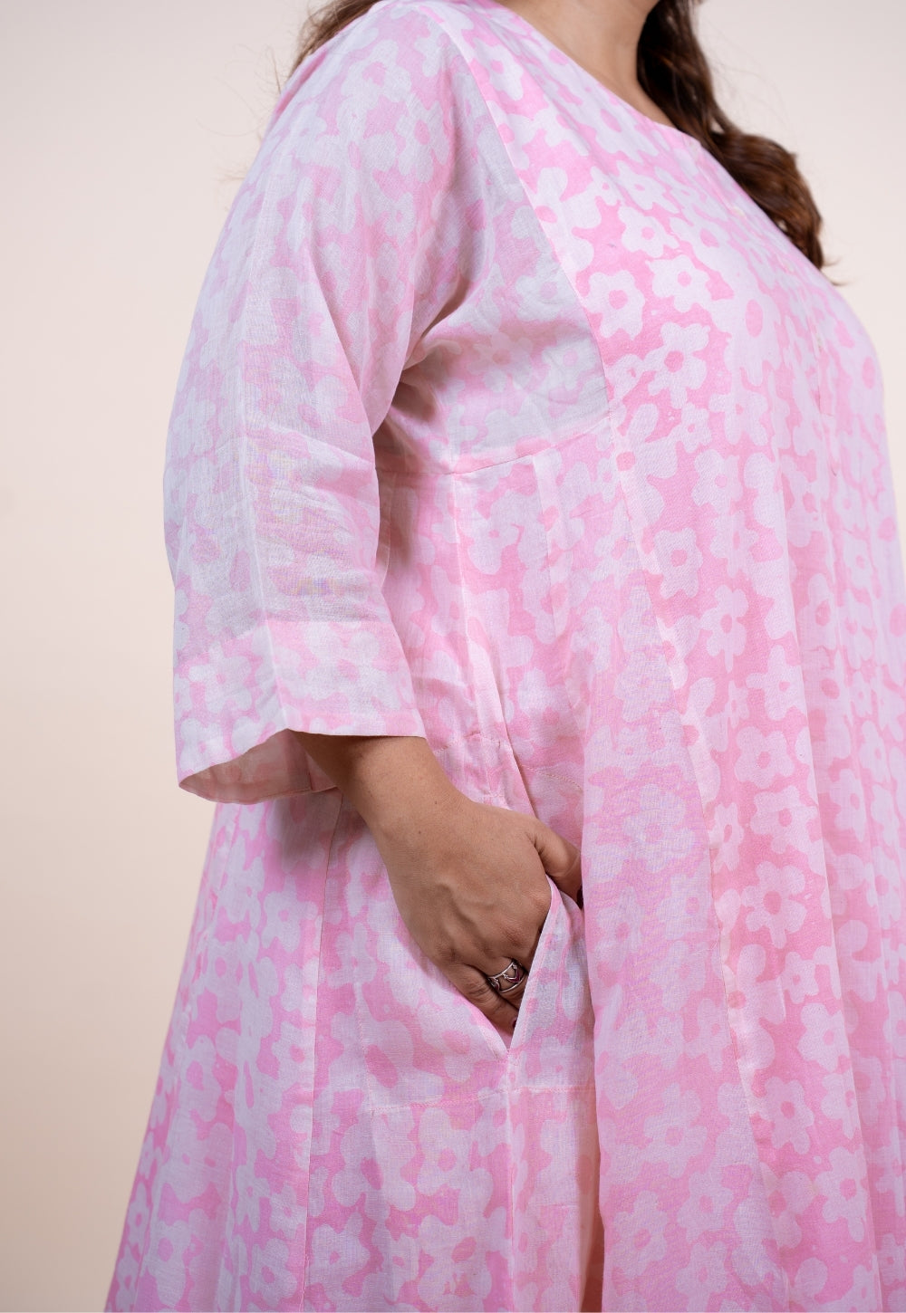 Sufia Pink Batik MulMul Jhabbha Kali Kurta