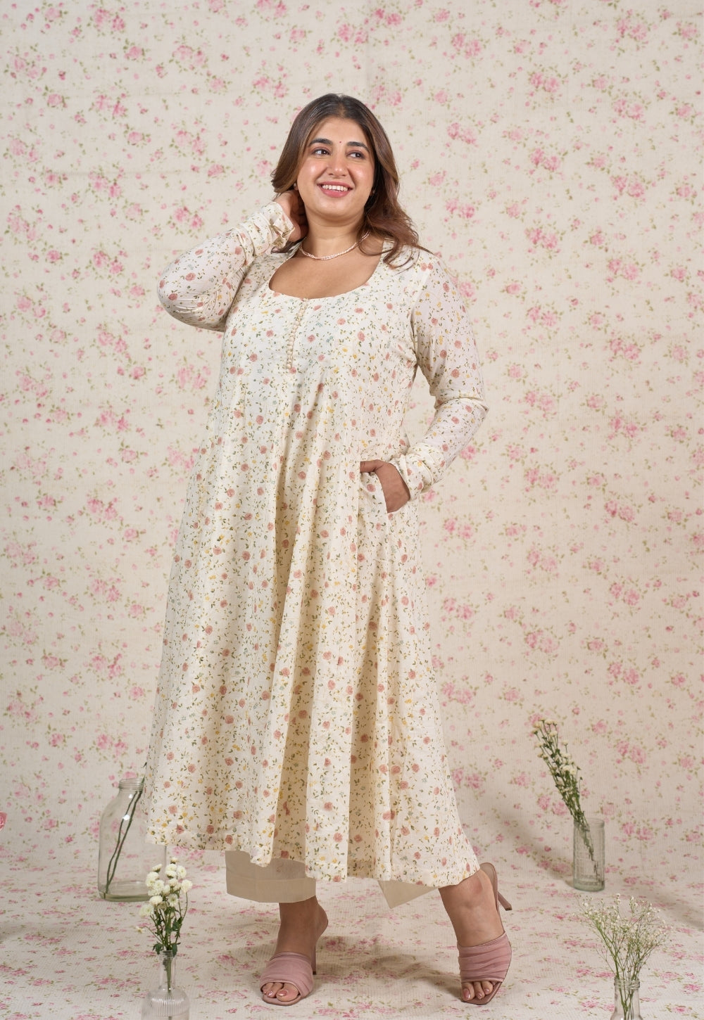 Tira White Sanganeri Mul Cotton Kali Kurta