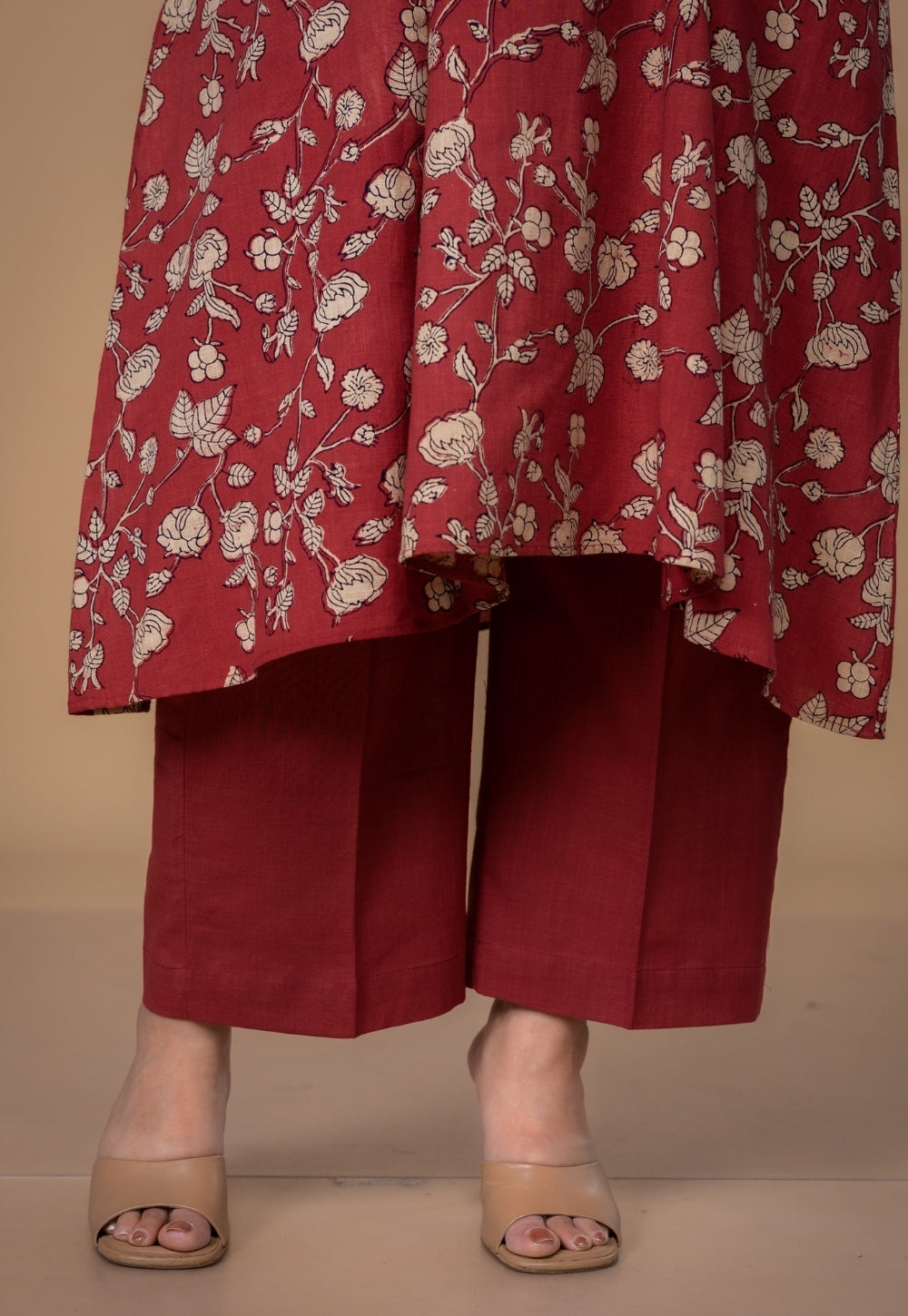 Yashi Red Solid Slub Cotton Straight Pant