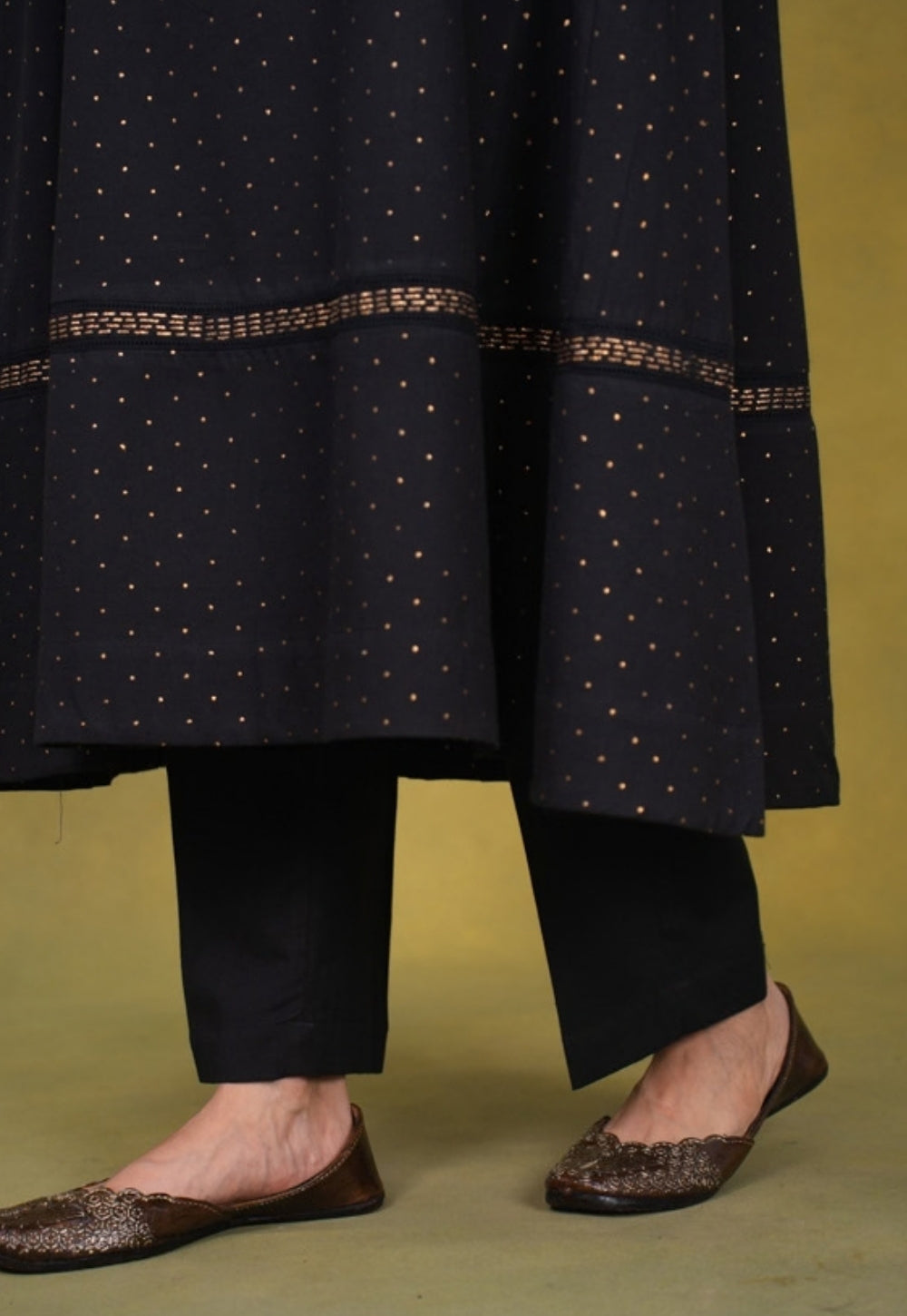 Qainat Black Rogan Handlock Printed Cotton Jhabbha Kali Kurta Suit Set (Set of 3)