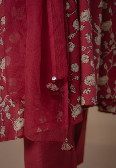 Red Solid Kota Doria Dupatta with Tassels
