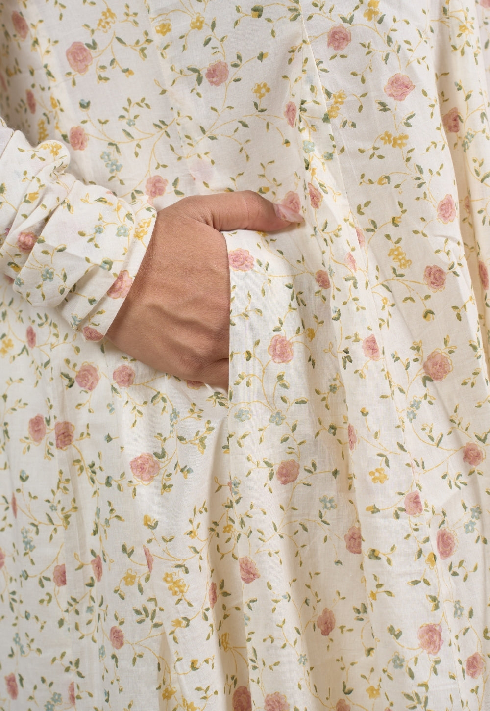 Tira White Sanganeri Mul Cotton Kali Kurta