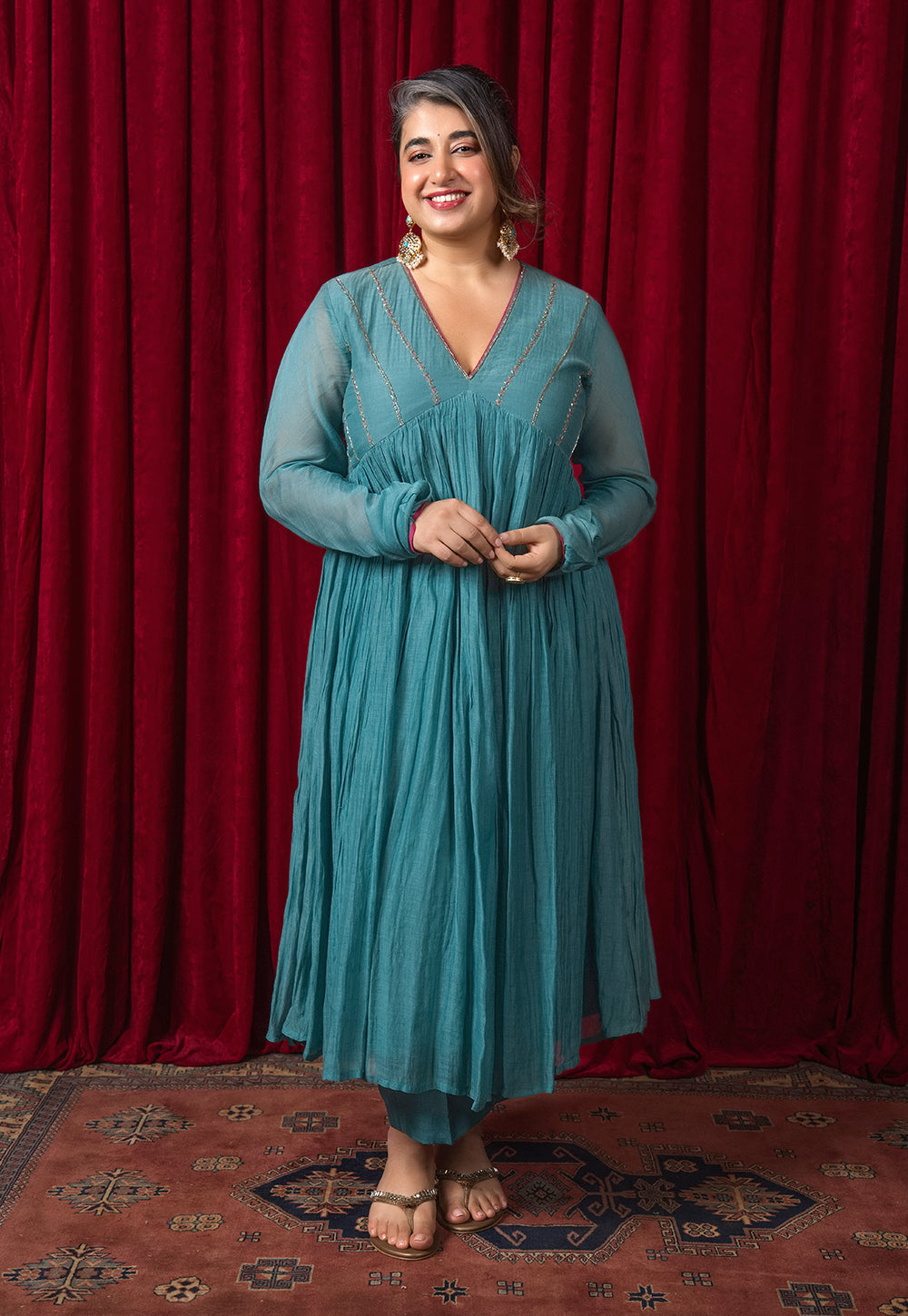 Prita Green Solid Muslin Narrow Pant