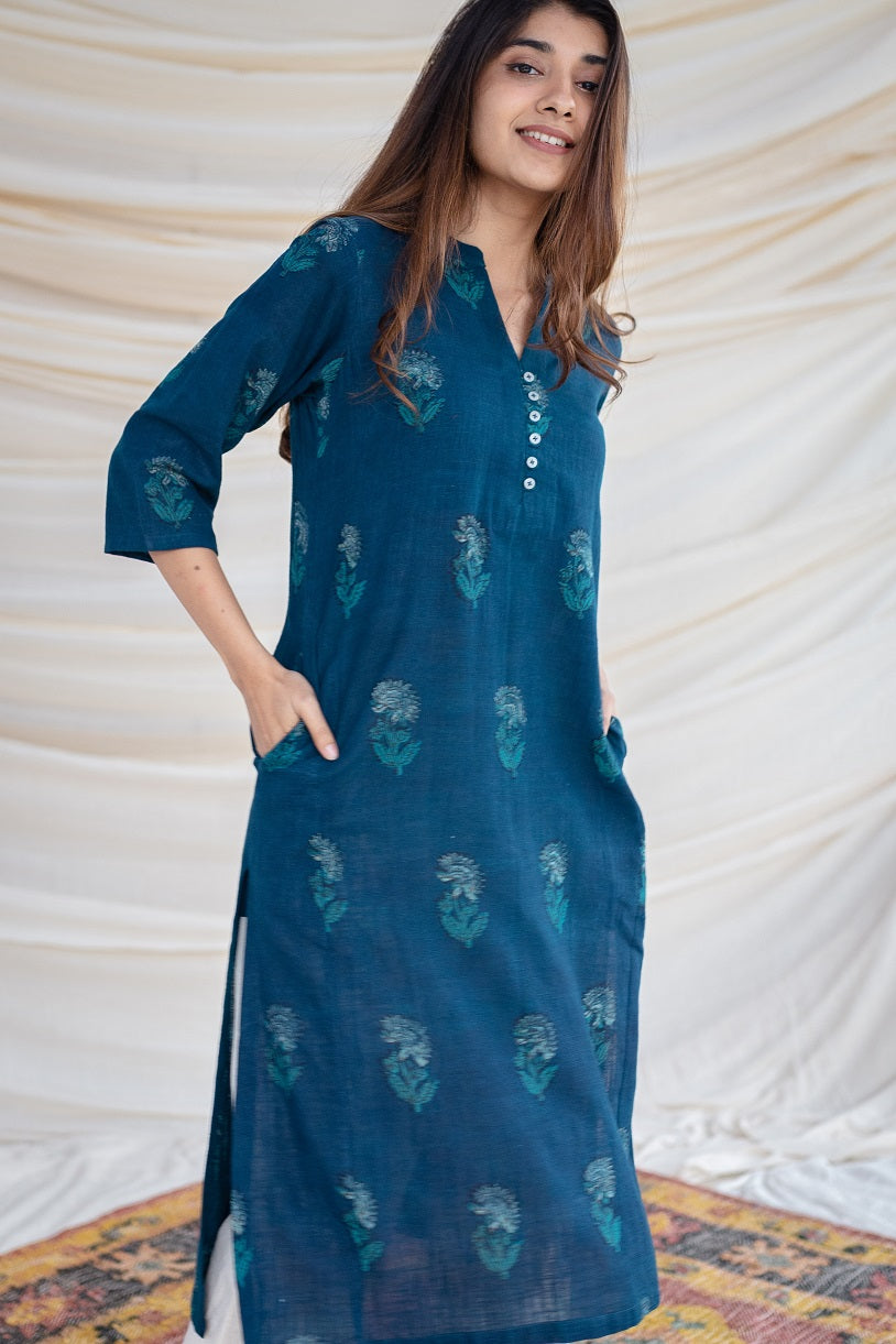 Jinal Slub Cotton Indigo Kurta